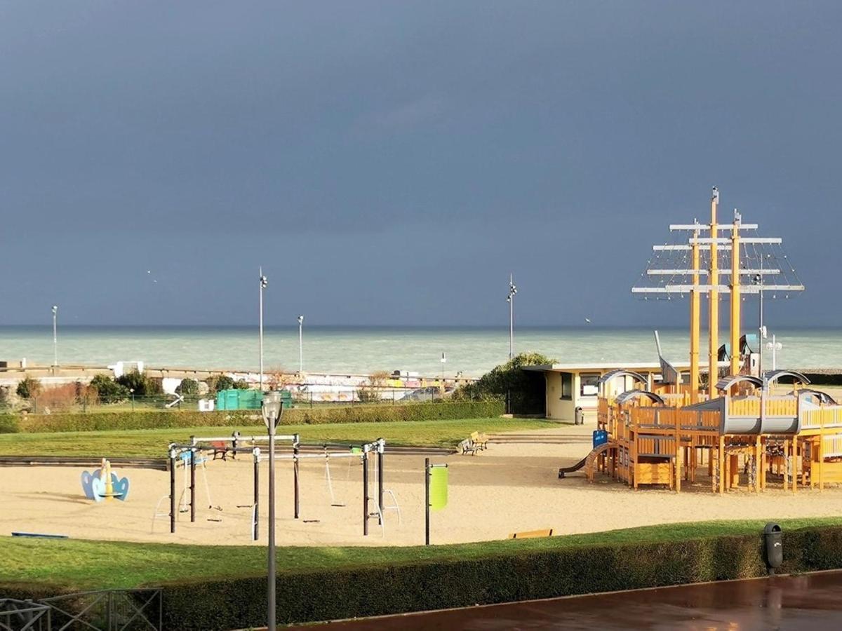 Avec Jardinet Sans Vis A Vis Plein Centre Ville Au Rdc 350M De La Plage ดิเอป ภายนอก รูปภาพ